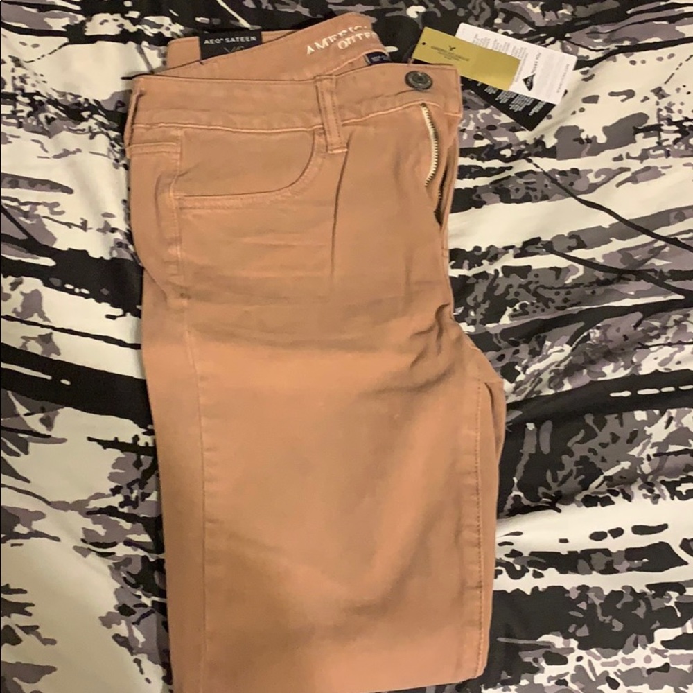 American Eagle Sateen Low-Rise Jeggings